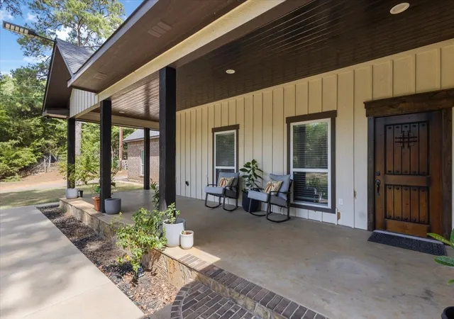 Photo 2 of Single family home for sale at 16136 County Road 1134=, Tyler, TX 75709 | MLS# 21371725 | Listing updated on 2026-08-28