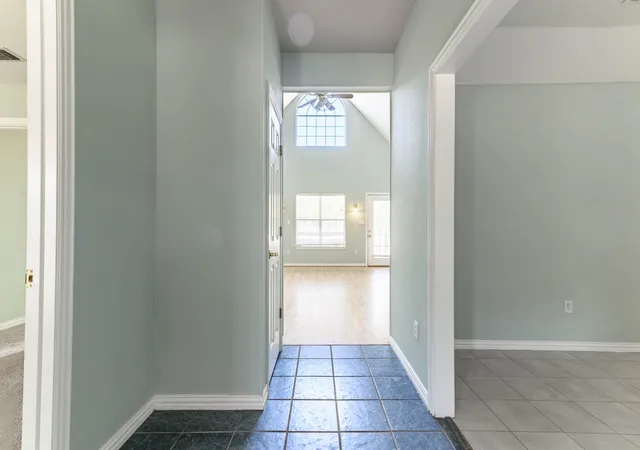 Photo 2 of Single family home for sale at 9009 Ravenswood Rd, Granbury, TX 76049 | MLS# 21367327 | Listing updated on 2026-10-02