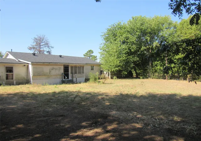 Photo 3 of Single family home for sale at 17700 Hwy 901, Gordonville, TX 76245 | MLS# 21358274 | Listing updated on 2026-08-31
