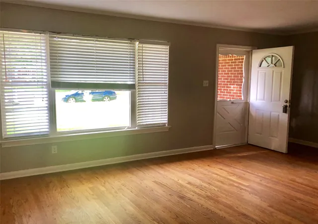 Photo 2 of Sale Pending at 414 Pittman St, Richardson, TX 75081 | MLS# 21370815 | Listing updated on 2026-09-26