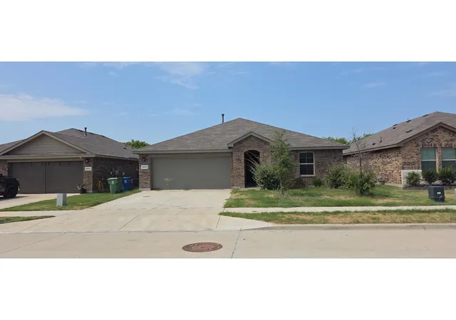Photo 1 of Single family home for sale at 16629 White Fish Ln, Justin, TX 76247 | MLS# 21371647 | Listing updated on 2026-08-29