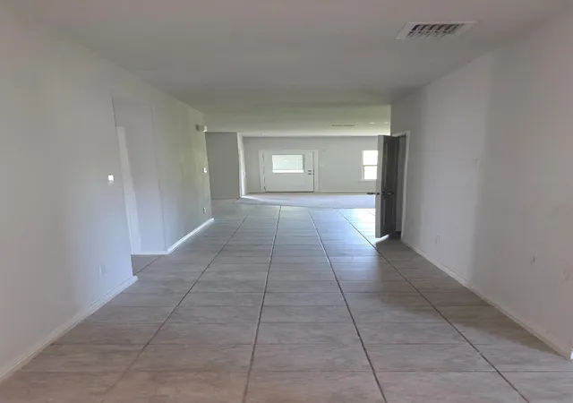 Photo 2 of Single family home for sale at 16629 White Fish Ln, Justin, TX 76247 | MLS# 21371647 | Listing updated on 2026-08-29