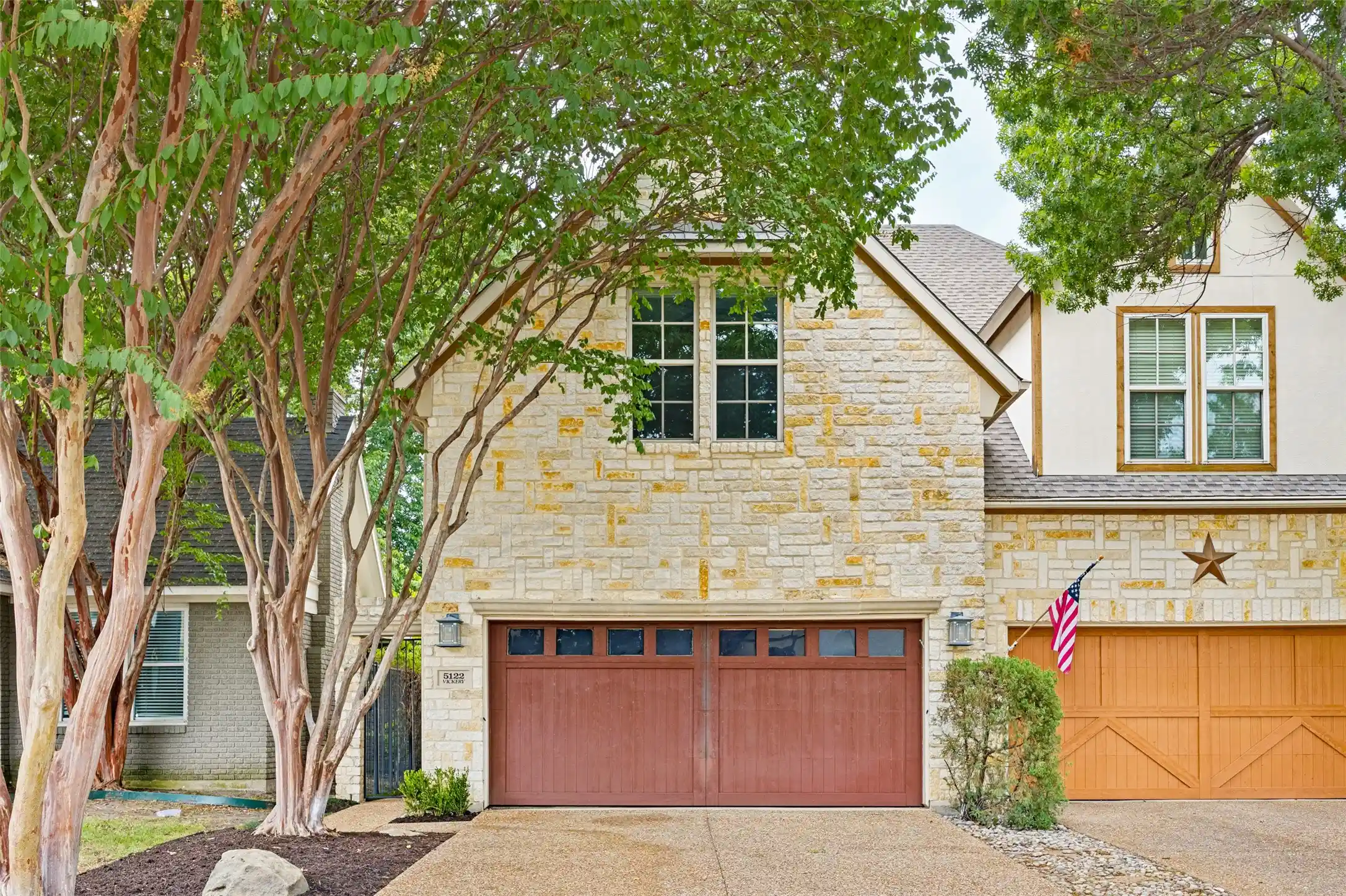 Single family home for sale at 5122 Vickery Blvd, Dallas, TX 75206 | MLS# 21369346