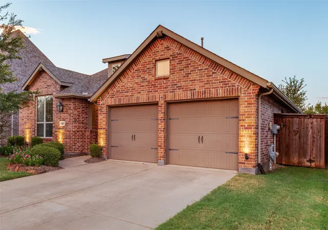 Photo 3 of Single family home for sale at 509 Lake Livingston Trl, Mc Kinney, TX 75071 | MLS# 21371603 | Listing updated on 2026-08-30