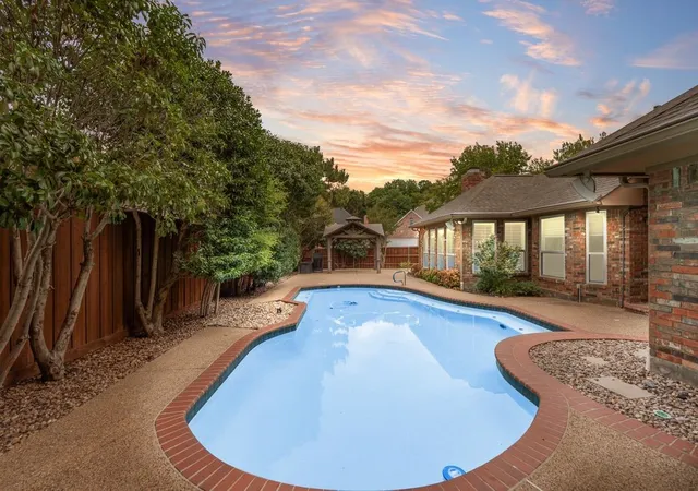 Photo 3 of Sale Pending at 3500 Wolcott Dr, Flower Mound, TX 75028 | MLS# 21371029 | Listing updated on 2026-09-15