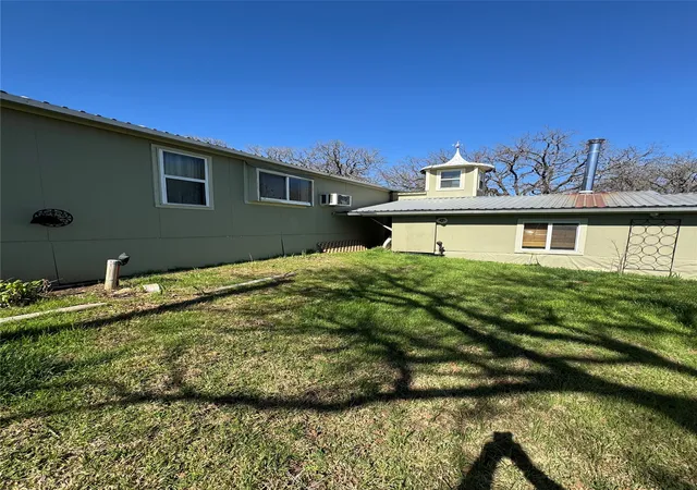 Photo 4 of House for sale at 2269 Fm 678, Gainesville, TX 76240 | MLS# 21371787 | Listing updated on 2026-08-29