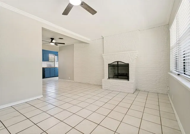 Photo 4 of Single family home for sale at 2952 Lavita Ln, Farmers Branch, TX 75234 | MLS# 21369651 | Listing updated on 2026-08-30