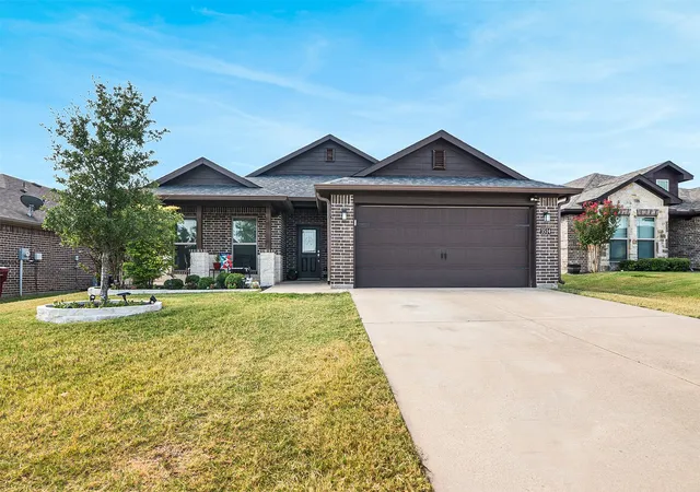 Photo 1 of Single family home for sale at 3514 Hanan St, Sherman, TX 75092 | MLS# 21370671 | Listing updated on 2026-08-28