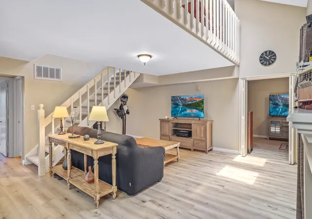 Photo 4 of Condo for sale at 1118 Signal Ridge Pl, Rockwall, TX 75032 | MLS# 21371131 | Listing updated on 2026-08-28