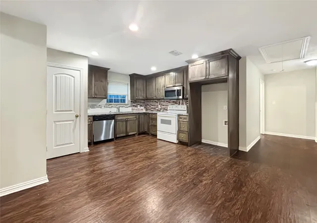 Photo 3 of Single family home for sale at 4831 Burnside Ave, Dallas, TX 75216 | MLS# 21352541 | Listing updated on 2026-08-28