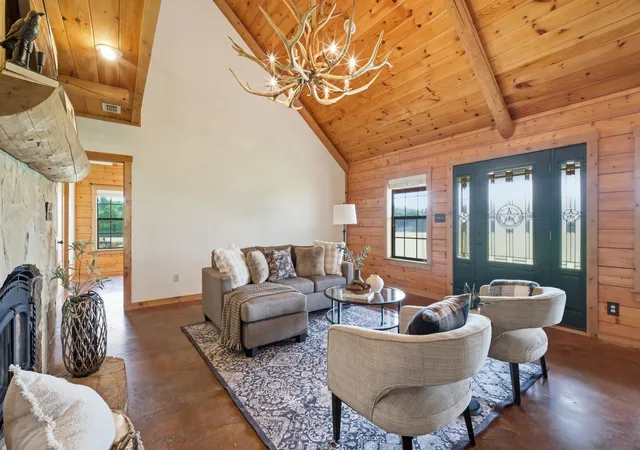 Photo 3 of Single family home for sale at 465 Emberson Ranch Rd, Pilot Point, TX 76258 | MLS# 21370072 | Listing updated on 2026-08-28