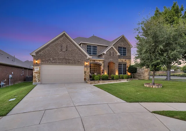 Photo 1 of Sale Pending at 7300 Lowline Dr, Fort Worth, TX 76131 | MLS# 21353361 | Listing updated on 2026-08-28