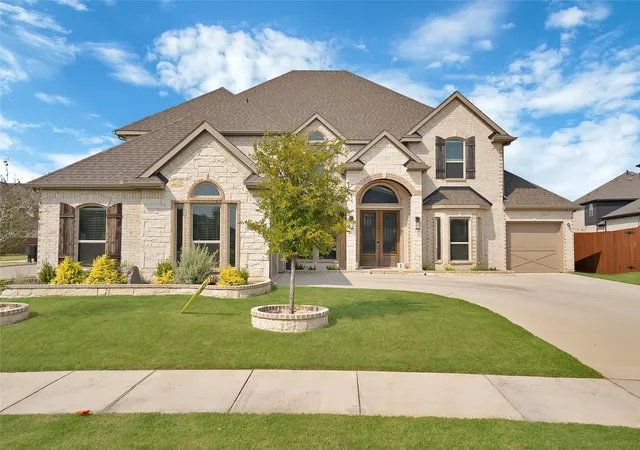 Photo 1 of Single family home for sale at 2208 Birdwatch Ln, Mansfield, TX 76084 | MLS# 21358881 | Listing updated on 2026-09-27