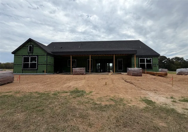 Photo 3 of Single family home for sale at 338 Grace Ln, Athens, TX 75751 | MLS# 21366964 | Listing updated on 2026-08-28