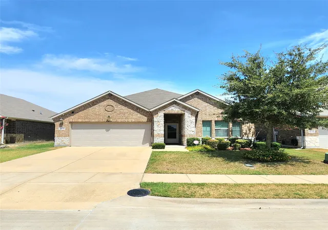 Photo 1 of Single family home for sale at 2126 Clarion Dr, Forney, TX 75126 | MLS# 21369023 | Listing updated on 2026-08-28