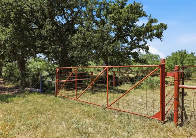 Photo 4 of House for sale at 0 County Rd 162, Cisco, TX 76437 | MLS# 21371030 | Listing updated on 2026-09-15