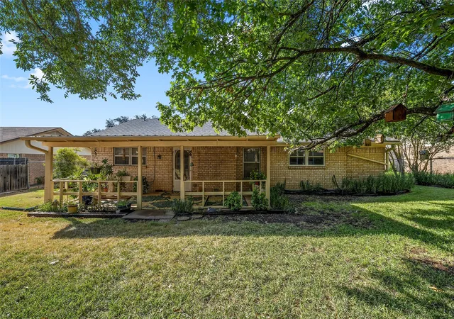 Photo 27 of Single family home for sale at 721 Pawnee Trl, Hewitt, TX 76643 | MLS# 21370926 | Listing updated on 2026-10-07