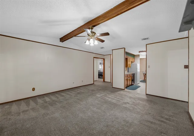 Photo 4 of Single family home for sale at 721 Pawnee Trl, Hewitt, TX 76643 | MLS# 21370926 | Listing updated on 2026-10-07