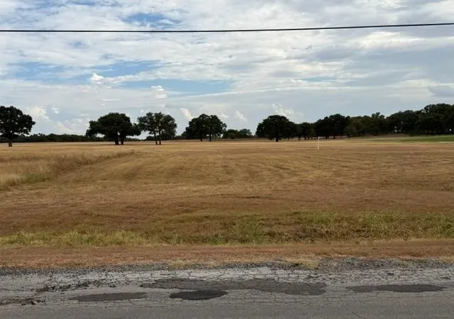 Photo 2 of Land for sale at 163 Nocona Dr, Nocona, TX 76255 | MLS# 21372037 | Listing updated on 2026-08-29
