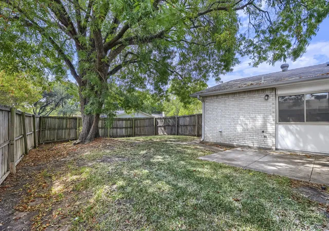 Photo 28 of Single family home for sale at 11026 Mccree Rd, Dallas, TX 75238 | MLS# 21203382 | Listing updated on 2026-08-28