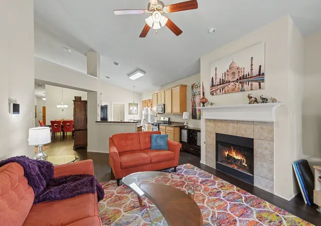 Photo 3 of Single family home for sale at 5896 Vista Heights Ln, Grand Prairie, TX 75052 | MLS# 21371694 | Listing updated on 2026-08-30