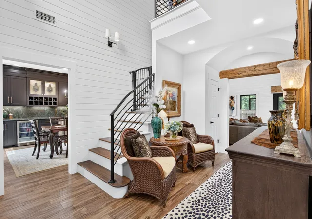 Photo 4 of Single family home for sale at 6400 Lake Oaks Cir, Fort Worth, TX 76108 | MLS# 21371621 | Listing updated on 2026-08-29