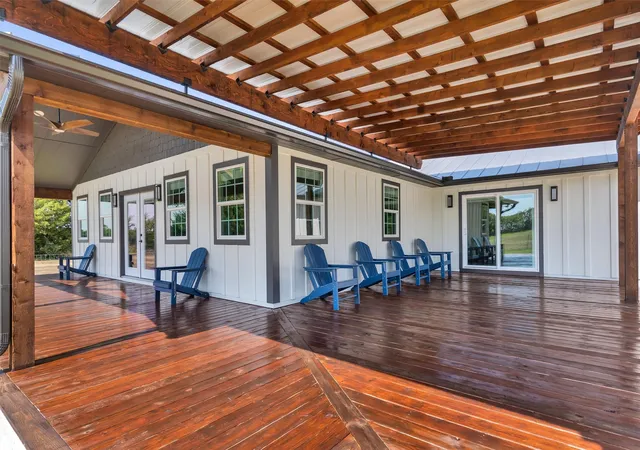 Photo 2 of Single family home for sale at 1344 Crews Rd, Bells, TX 75414 | MLS# 21361550 | Listing updated on 2026-10-06