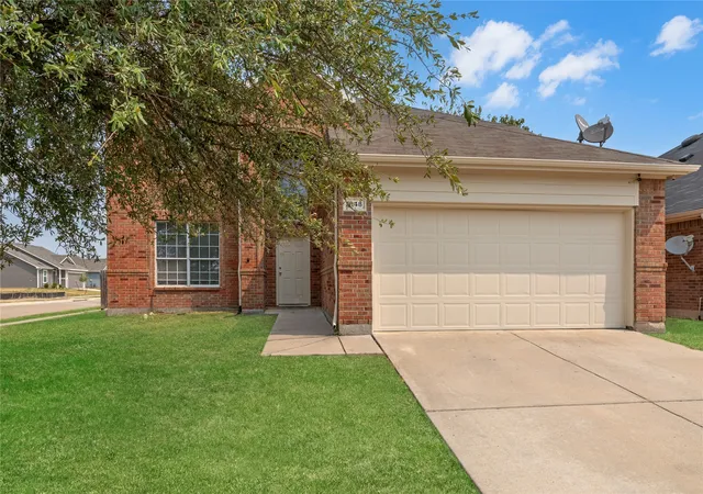 Photo 1 of Single family home for sale at 5148 Bayridge Ct, Fort Worth, TX 76179 | MLS# 21367990 | Listing updated on 2026-09-02