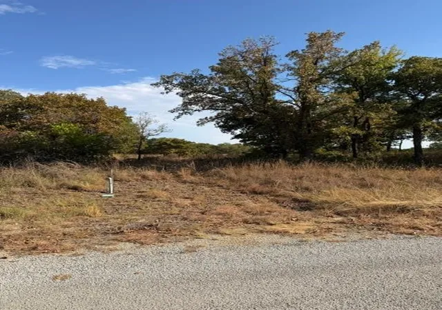 Photo 2 of Land for sale at 17 Crestline Ct, Nocona, TX 76255 | MLS# 21372221 | Listing updated on 2026-08-29
