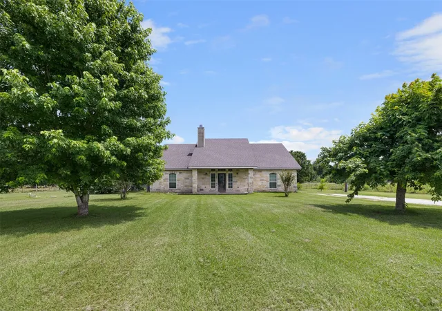 Photo 2 of Single family home for sale at 476 Lcr 640 (+/ 3150 Acres), Groesbeck, TX 76642 | MLS# 21371752 | Listing updated on 2026-08-28
