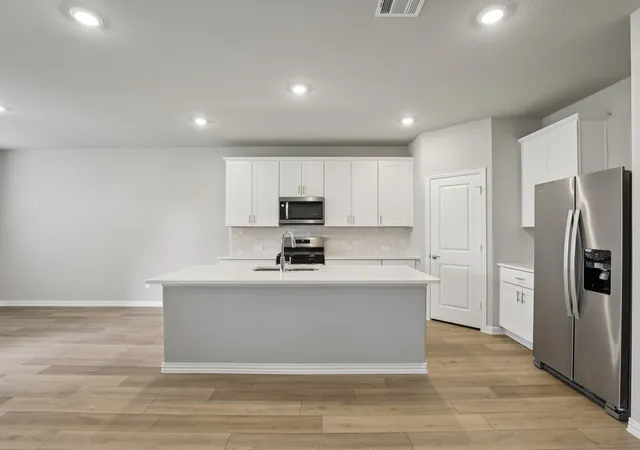 Photo 1 of Single family home for sale at 1605 Yosemite Dr, Anna, TX 75409 | MLS# 21368572 | Listing updated on 2026-08-29
