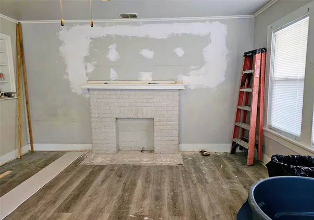 Photo 3 of Multi family home for sale at 2612 Wilkinson Ave, Fort Worth, TX 76103 | MLS# 21372122 | Listing updated on 2026-09-24
