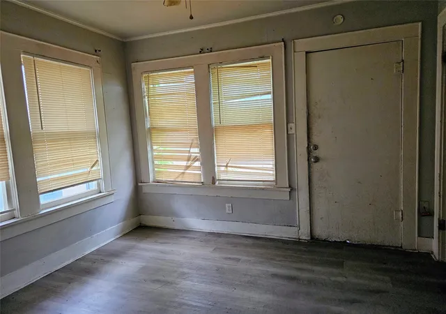 Photo 4 of House for sale at 2612 Wilkinson Ave, Fort Worth, TX 76103 | MLS# 21372122 | Listing updated on 2026-08-29