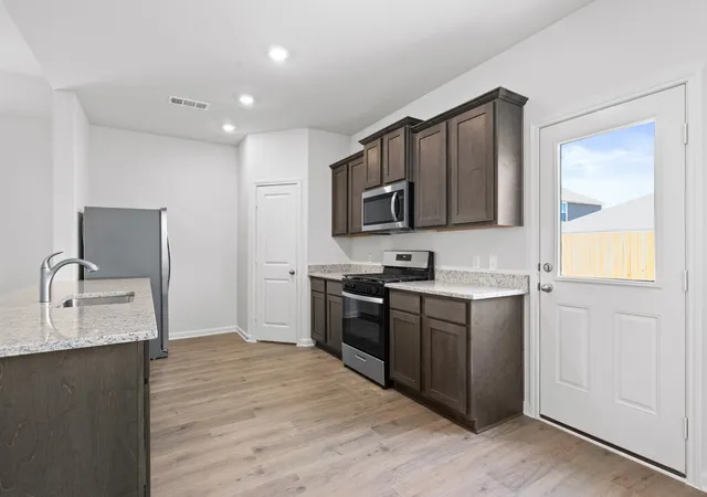 Photo 2 of Single family home for sale at 9672 Stranton Dr, Fort Worth, TX 76140 | MLS# 21372271 | Listing updated on 2026-08-29