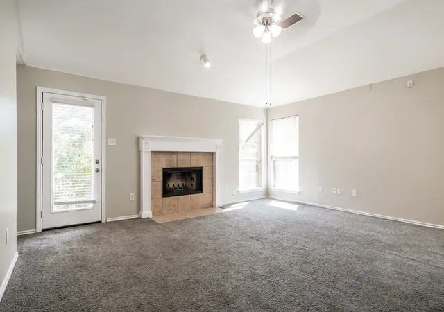 Photo 4 of Single family home for sale at 7932 Glenway Dr, Dallas, TX 75249 | MLS# 21372133 | Listing updated on 2026-09-30