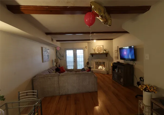 Listing Photo 4 - Condo for sale in building located at 900 S Weatherred Dr, Richardson, TX 75080 - Unit #900F