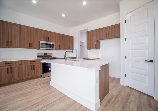Photo 4 of Single family home for sale at 3437 Sanjeev Dr, Irving, TX 75060 | MLS# 21372265 | Listing updated on 2026-08-30