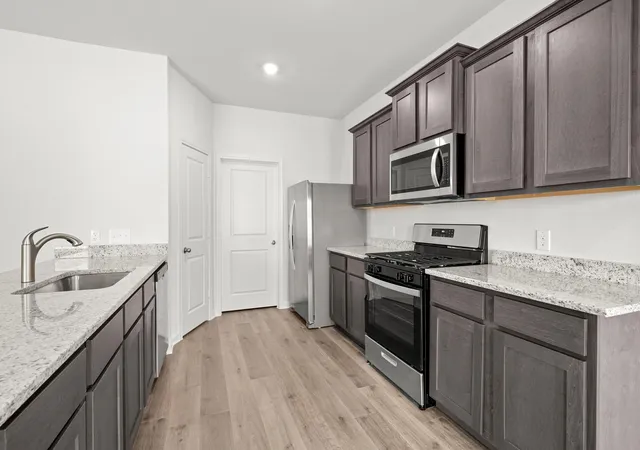 Photo 2 of Single family home for sale at 9621 Logan Square Dr, Fort Worth, TX 76140 | MLS# 21372288 | Listing updated on 2026-08-29