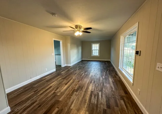 Photo 4 of Single family home for sale at 12 Houston Rd, Tulia, TX 79088 | MLS# 21372294 | Listing updated on 2026-10-29