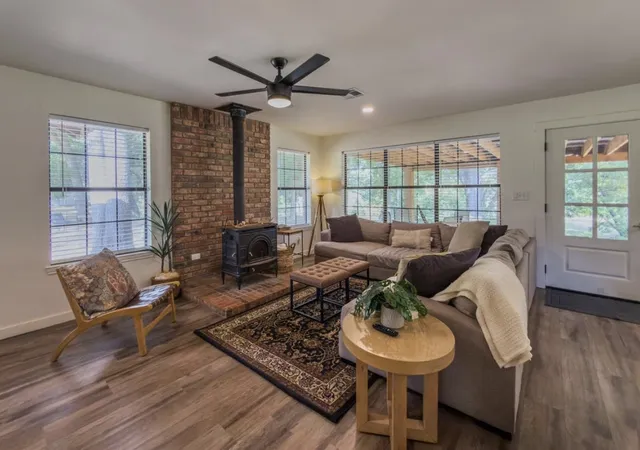 Photo 3 of Single family home for sale at 101 Rose Wy, Aquilla, TX 76622 | MLS# 21372163 | Listing updated on 2026-09-20