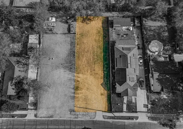 Photo 2 of Land for sale at 3415 Pueblo St, Dallas, TX 75212 | MLS# 21371494 | Listing updated on 2026-08-29