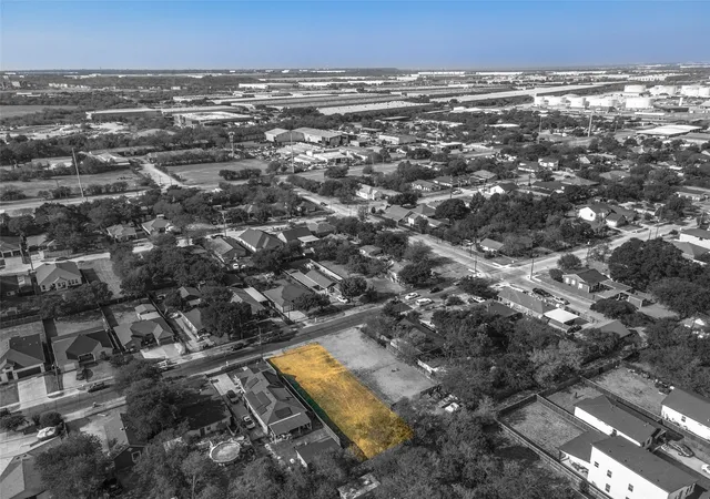 Photo 4 of Land for sale at 3415 Pueblo St, Dallas, TX 75212 | MLS# 21371494 | Listing updated on 2026-08-29
