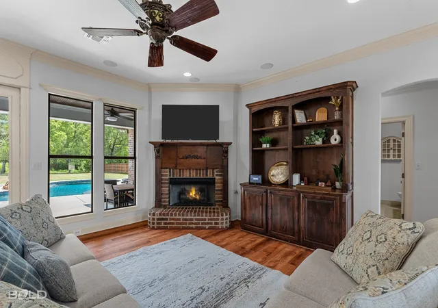 Photo 4 of Single family home for sale at 220 Hallmark Dr, Stonewall, LA 71078 | MLS# 21362110 | Listing updated on 2026-10-05