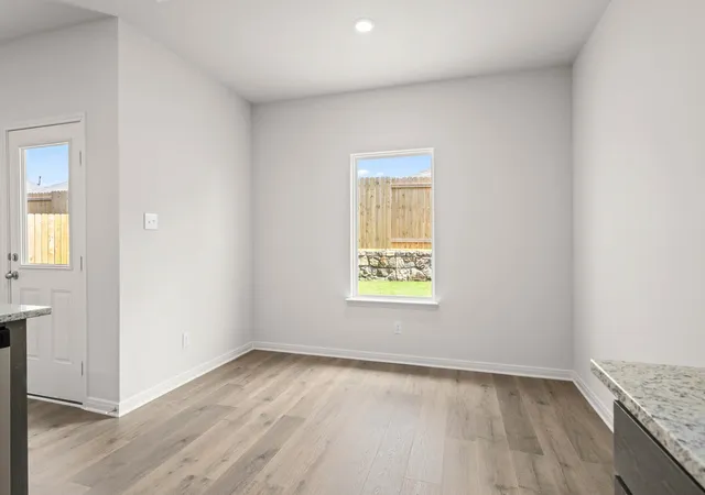 Photo 4 of Single family home for sale at 313 Revolution Dr, Venus, TX 76084 | MLS# 21372371 | Listing updated on 2026-08-29