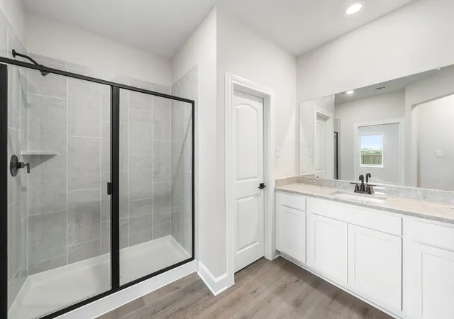 Photo 4 of Single family home for sale at 236 Live Oak Ln, Hutchins, TX 75141 | MLS# 21372420 | Listing updated on 2026-08-29