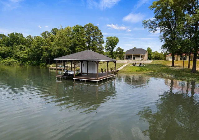 Photo 1 of Single family home for sale at 419 Lost Lake Trl, Mt Pleasant, TX 75455 | MLS# 21371914 | Listing updated on 2026-08-29
