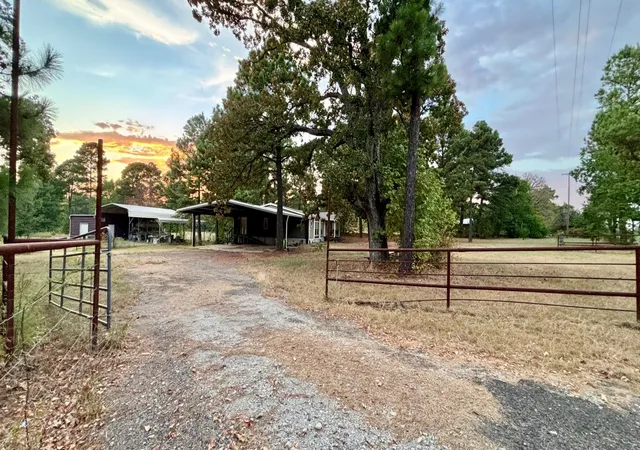 Photo 2 of Single family home for sale at 1507 154 Highway, Quitman, TX 75783 | MLS# 21370643 | Listing updated on 2026-10-02