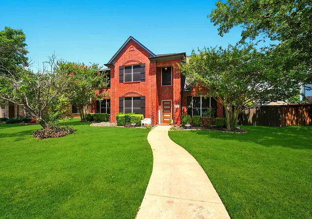 Photo 1 of Sale Pending at 1717 Chase Oaks Dr, Keller, TX 76248 | MLS# 21372394 | Listing updated on 2026-09-30
