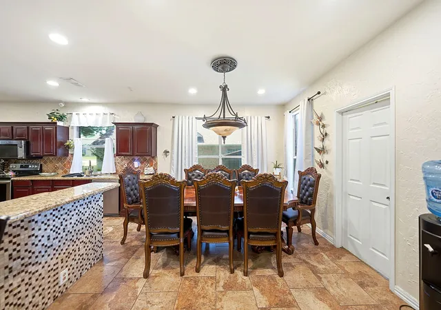 Photo 4 of Sale Pending at 1717 Chase Oaks Dr, Keller, TX 76248 | MLS# 21372394 | Listing updated on 2026-09-30