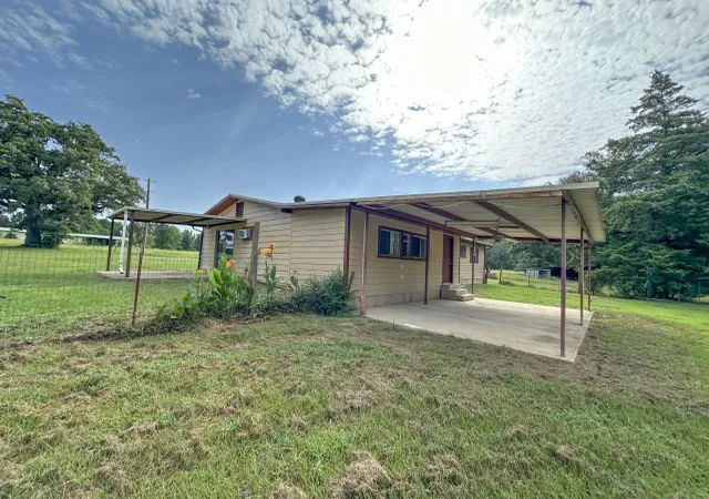 Photo 3 of Single family home for sale at 854 County Road 4228, Atlanta, TX 75551 | MLS# 21372478 | Listing updated on 2026-09-29